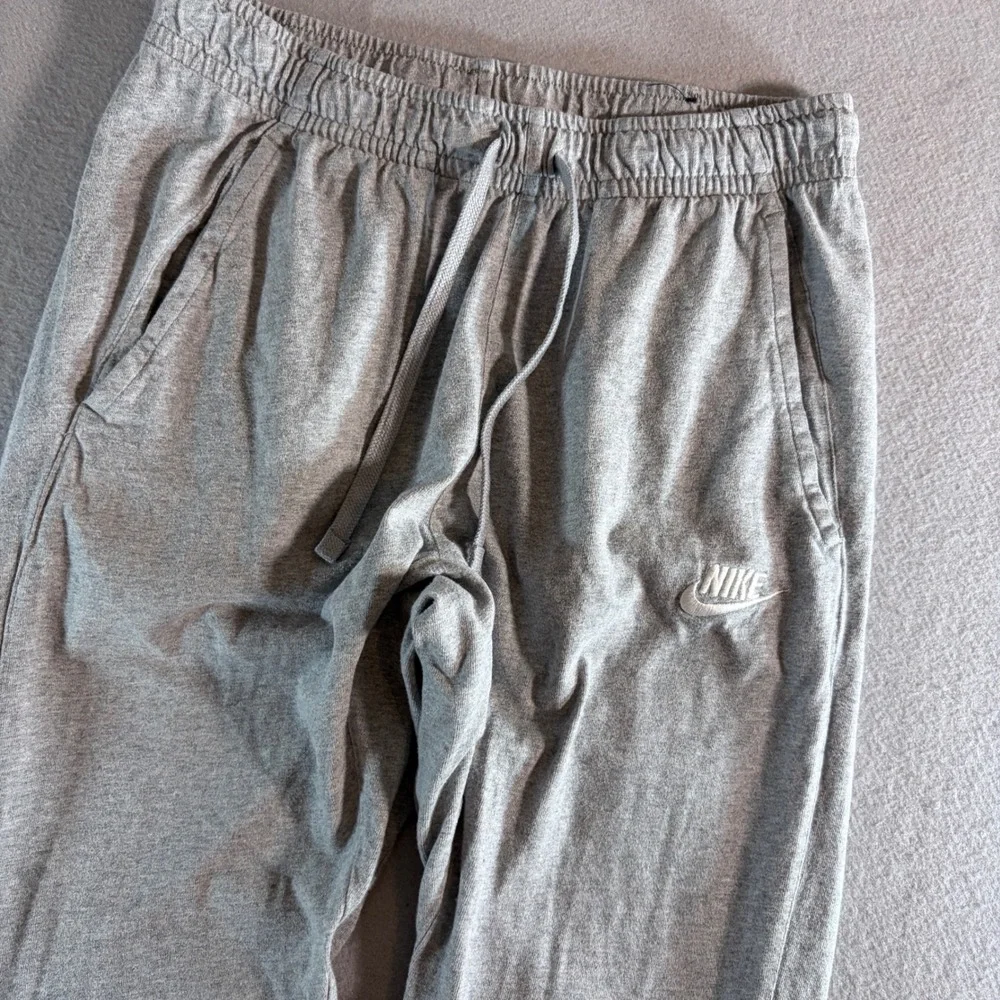 Nike Mens Joggers Sweatpants Small Heather Gray‎ Sportswear Elastic Waist